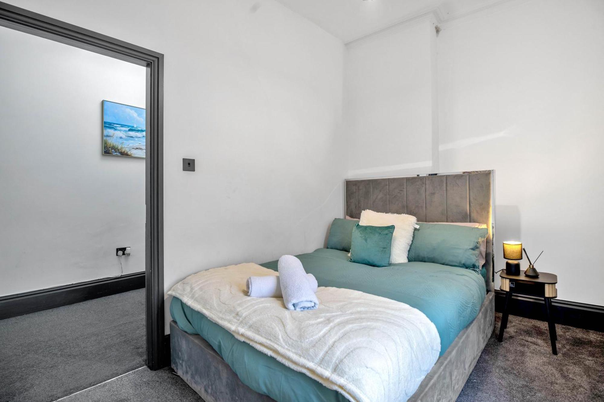 Cozy 2br - Free Parking - Equipped Kitchen Birmingham